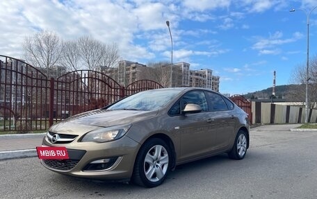 Opel Astra J, 2012 год, 990 000 рублей, 7 фотография