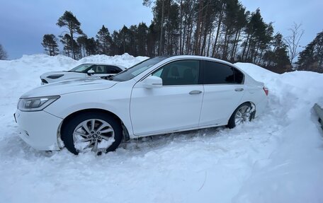 Honda Accord IX рестайлинг, 2013 год, 1 250 000 рублей, 3 фотография