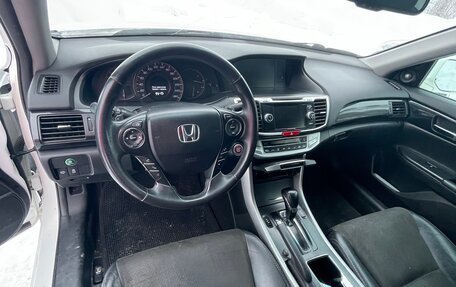 Honda Accord IX рестайлинг, 2013 год, 1 250 000 рублей, 7 фотография