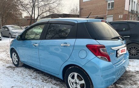 Toyota Vitz, 2015 год, 970 000 рублей, 3 фотография