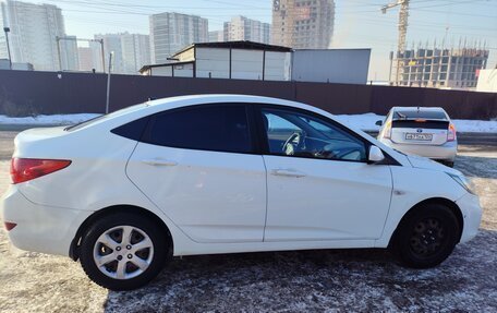 Hyundai Solaris II рестайлинг, 2013 год, 670 000 рублей, 15 фотография