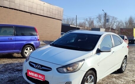 Hyundai Solaris II рестайлинг, 2013 год, 670 000 рублей, 12 фотография