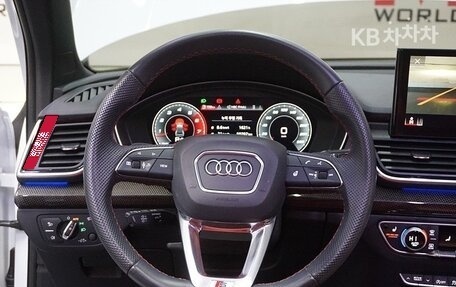 Audi SQ5, 2022 год, 4 990 000 рублей, 8 фотография