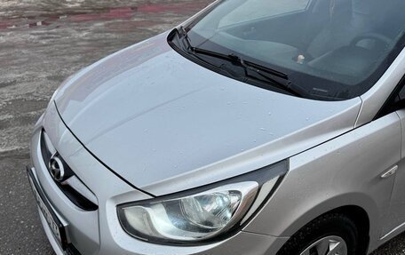 Hyundai Solaris II рестайлинг, 2013 год, 750 000 рублей, 4 фотография