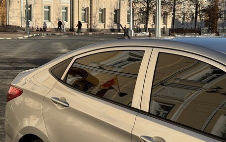 Hyundai Solaris II рестайлинг, 2013 год, 870 000 рублей, 9 фотография