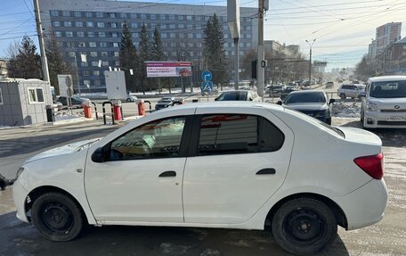 Renault Logan II, 2017 год, 650 000 рублей, 1 фотография