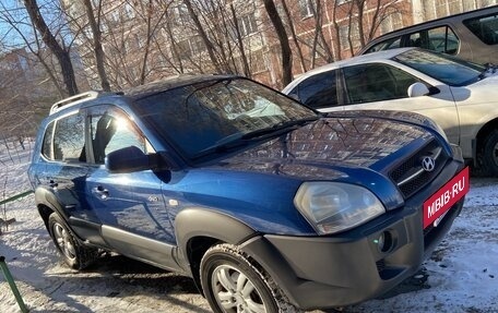 Hyundai Tucson III, 2005 год, 850 000 рублей, 2 фотография