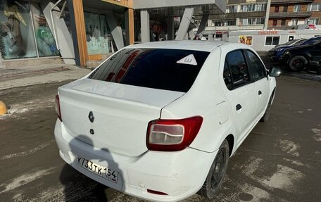 Renault Logan II, 2017 год, 650 000 рублей, 4 фотография