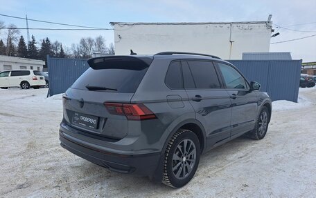 Volkswagen Tiguan II, 2021 год, 3 499 000 рублей, 6 фотография