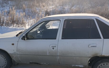 Daewoo Nexia I рестайлинг, 2001 год, 83 000 рублей, 1 фотография