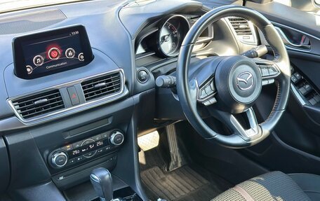 Mazda Axela, 2019 год, 1 750 000 рублей, 21 фотография