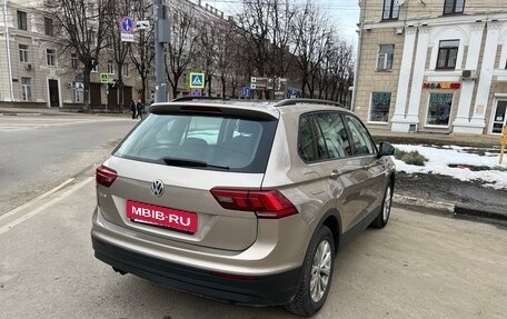 Volkswagen Tiguan II, 2018 год, 2 100 000 рублей, 8 фотография