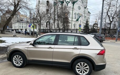 Volkswagen Tiguan II, 2018 год, 2 100 000 рублей, 12 фотография