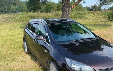 Opel Astra J, 2013 год, 1 350 000 рублей, 5 фотография