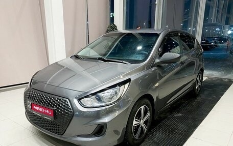 Hyundai Solaris II рестайлинг, 2013 год, 707 000 рублей, 1 фотография