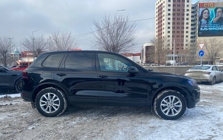 Volkswagen Touareg III, 2017 год, 3 645 000 рублей, 4 фотография