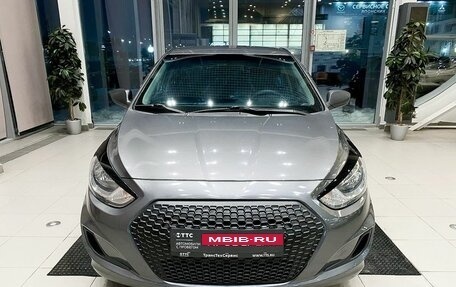 Hyundai Solaris II рестайлинг, 2013 год, 707 000 рублей, 2 фотография