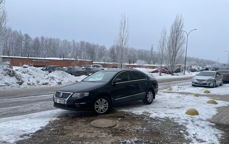 Volkswagen Passat B6, 2007 год, 885 000 рублей, 2 фотография