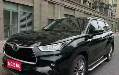 Toyota Highlander, 2023 год, 4 870 000 рублей, 1 фотография