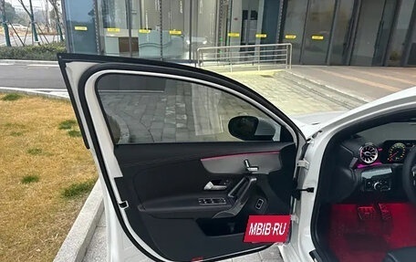 Mercedes-Benz A-Класс, 2021 год, 2 230 000 рублей, 9 фотография