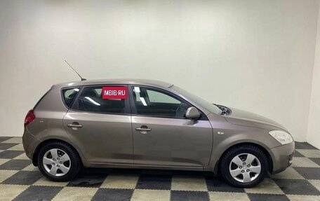 KIA cee'd I рестайлинг, 2009 год, 860 000 рублей, 4 фотография