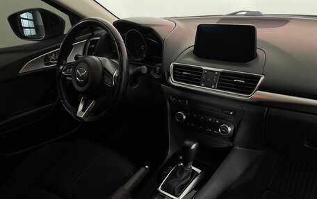 Mazda 3, 2016 год, 1 550 000 рублей, 13 фотография