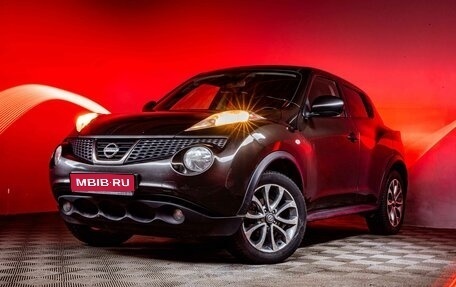 Nissan Juke II, 2013 год, 945 000 рублей, 1 фотография