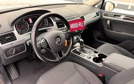 Volkswagen Touareg III, 2015 год, 2 350 000 рублей, 24 фотография