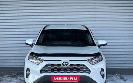 Toyota RAV4, 2019 год, 3 345 000 рублей, 2 фотография