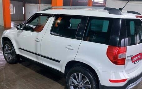 Skoda Yeti I рестайлинг, 2017 год, 1 800 000 рублей, 3 фотография