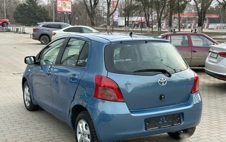 Toyota Yaris III рестайлинг, 2007 год, 649 900 рублей, 4 фотография