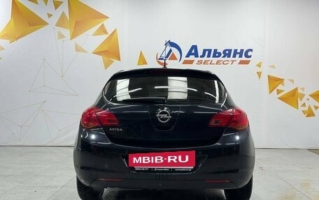 Opel Astra J, 2011 год, 4 фотография