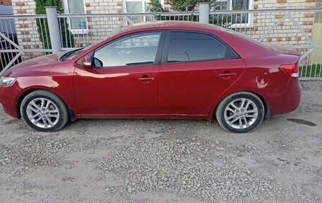 KIA Cerato III, 2010 год, 640 000 рублей, 2 фотография