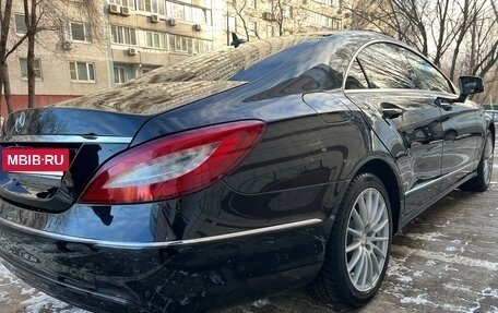 Mercedes-Benz CLS, 2015 год, 3 500 000 рублей, 13 фотография