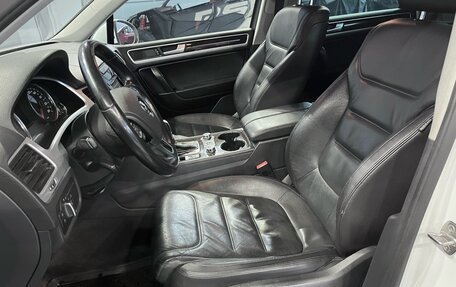 Volkswagen Touareg III, 2013 год, 2 097 000 рублей, 13 фотография