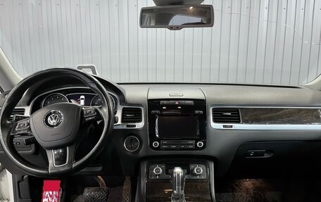 Volkswagen Touareg III, 2013 год, 2 097 000 рублей, 9 фотография