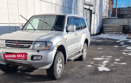 Mitsubishi Pajero III рестайлинг, 2001 год, 950 000 рублей, 3 фотография