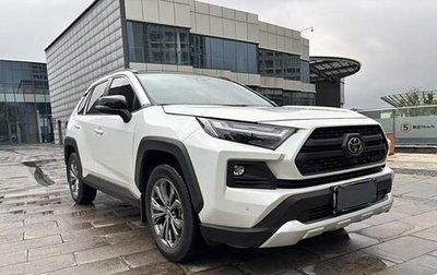 Toyota RAV4, 2024 год, 3 870 500 рублей, 1 фотография