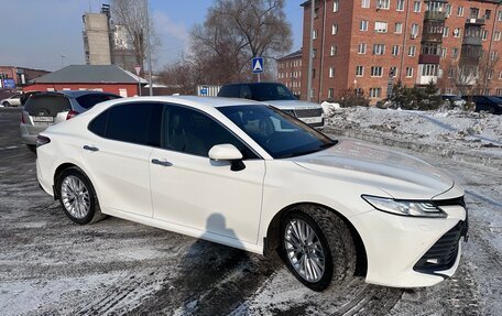 Toyota Camry, 2019 год, 3 100 000 рублей, 7 фотография