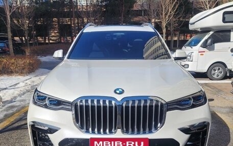 BMW X7, 2021 год, 6 850 000 рублей, 2 фотография