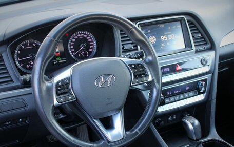 Hyundai Sonata VII, 2018 год, 1 690 000 рублей, 14 фотография