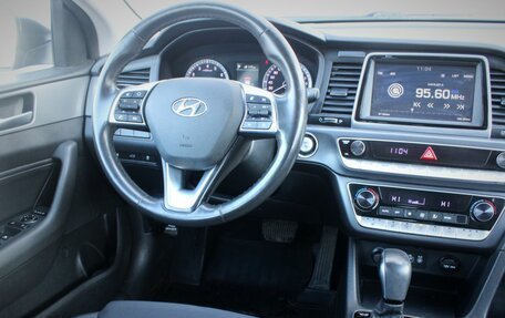 Hyundai Sonata VII, 2018 год, 1 690 000 рублей, 15 фотография