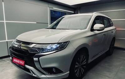 Mitsubishi Outlander III рестайлинг 3, 2022 год, 3 970 000 рублей, 1 фотография