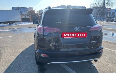 Toyota RAV4, 2017 год, 2 650 000 рублей, 5 фотография