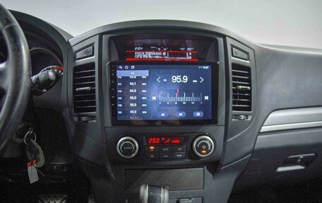 Mitsubishi Pajero IV, 2014 год, 2 300 000 рублей, 10 фотография