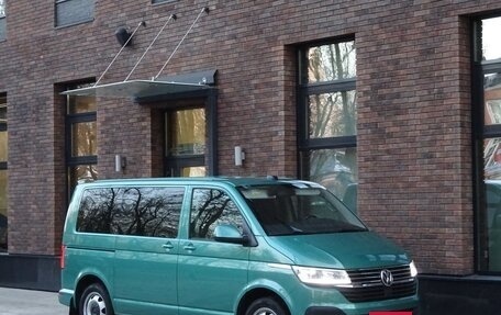 Volkswagen Caravelle T6 рестайлинг, 2021 год, 5 900 000 рублей, 25 фотография