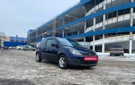 Ford Fiesta, 2006 год, 290 000 рублей, 2 фотография