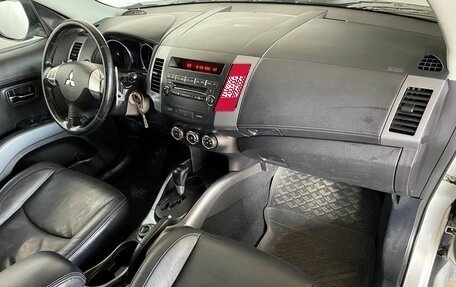 Mitsubishi Outlander III рестайлинг 3, 2011 год, 1 235 000 рублей, 11 фотография