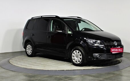 Volkswagen Touran III, 2010 год, 897 000 рублей, 3 фотография