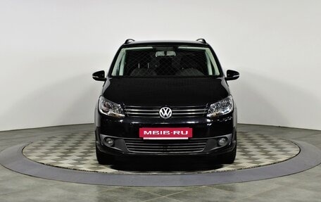 Volkswagen Touran III, 2010 год, 897 000 рублей, 2 фотография